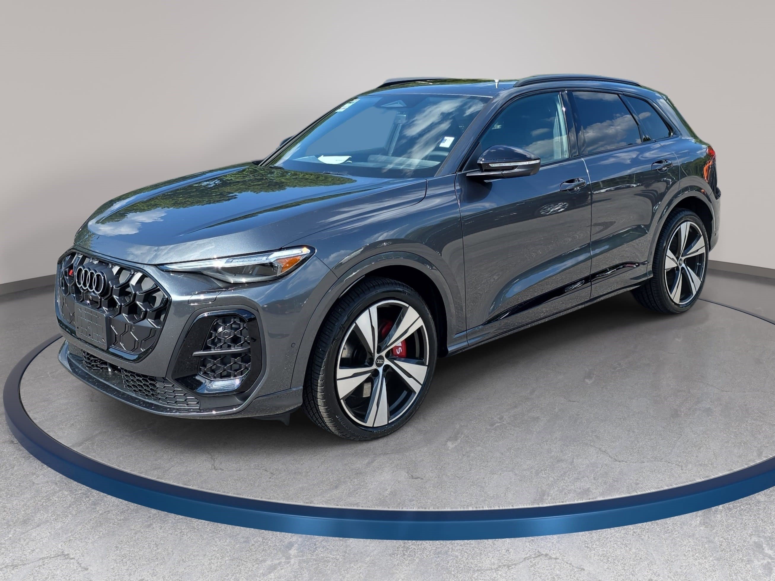 New 2026 Audi SQ5 Prestige AWD/4WD image 1
