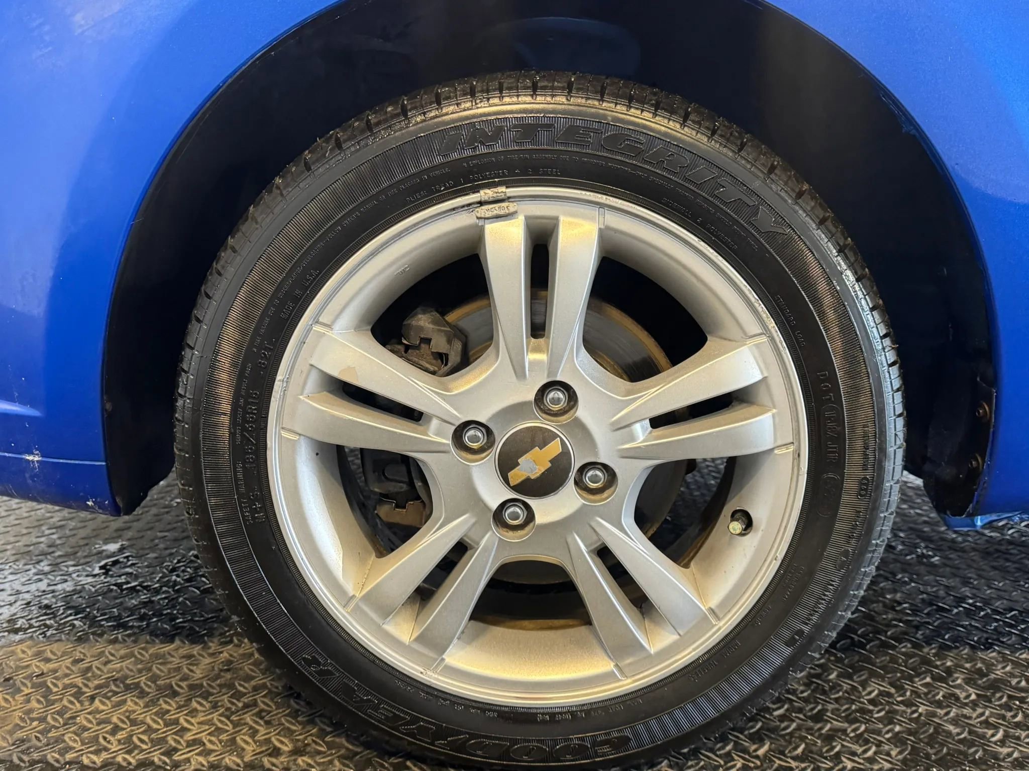 Used 2011 Chevrolet Aveo5 LT w/ Power and Convenience Package FWD image 31