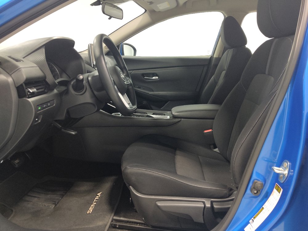 Used 2024 Nissan Sentra SV FWD image 17