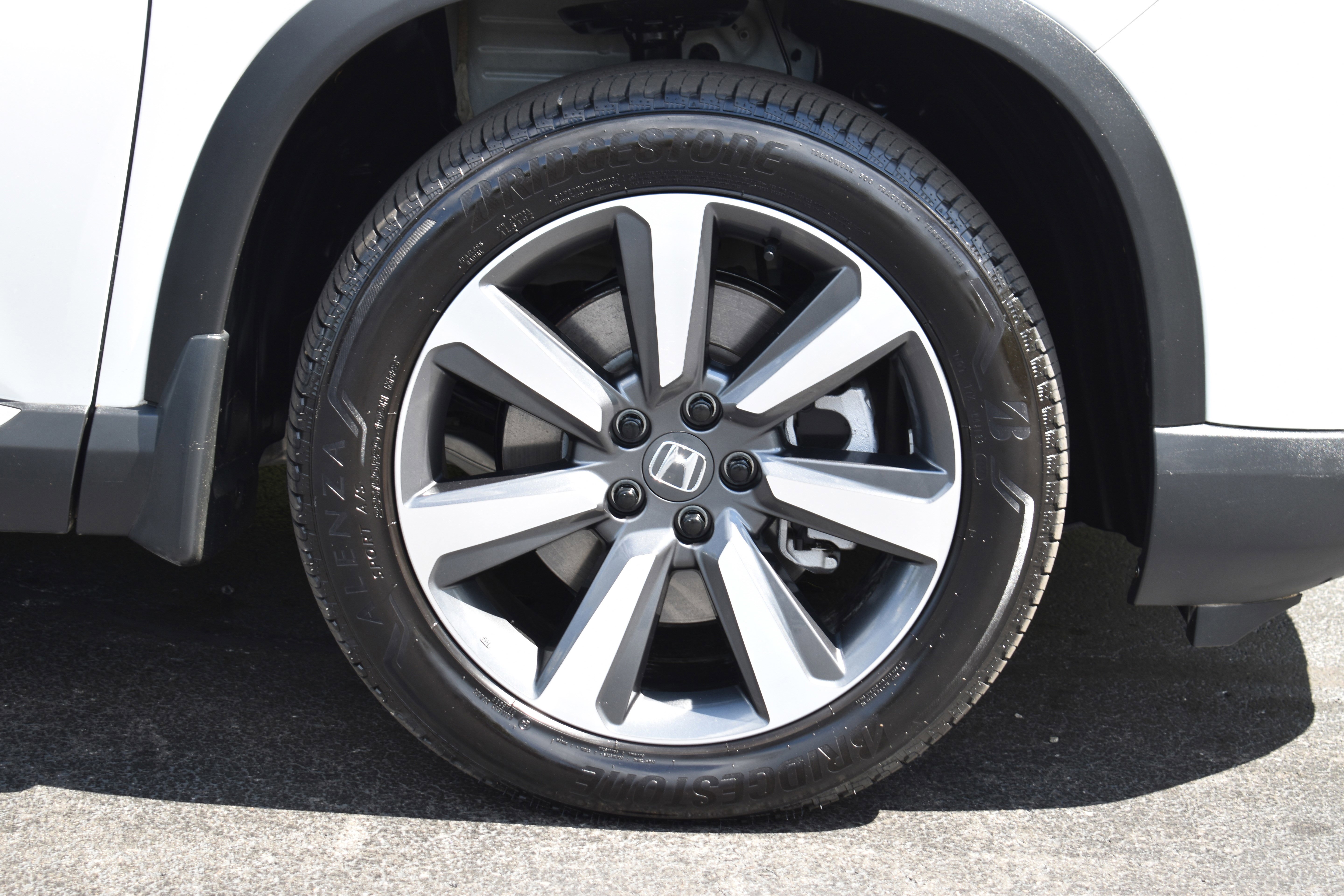Certified 2024 Honda Pilot Touring image 39
