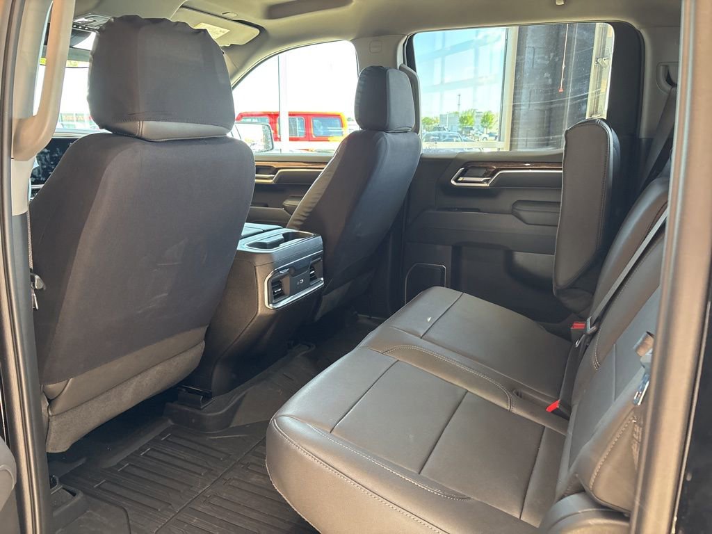 Used 2025 GMC Sierra 1500 Elevation w/ Elevation Premium Package AWD/4WD image 17