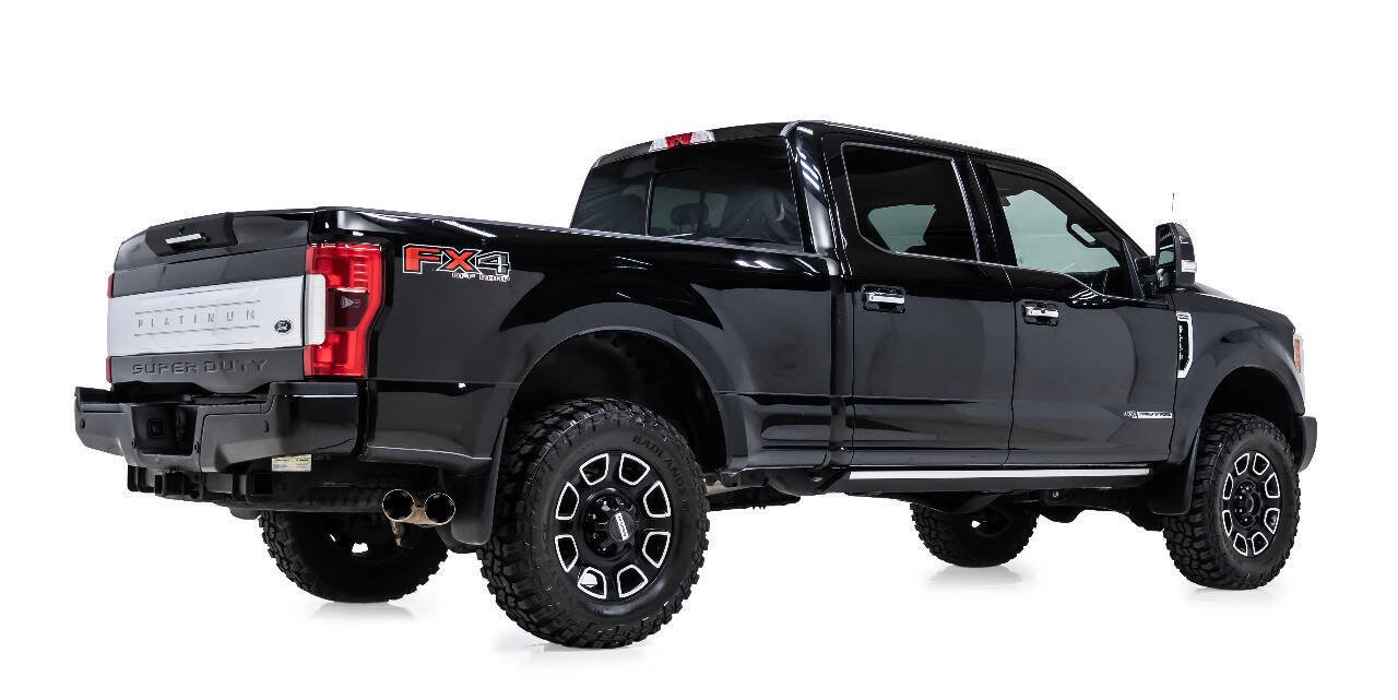 Used 2017 Ford F250 Platinum w/ FX4 Off-Road Package image 3