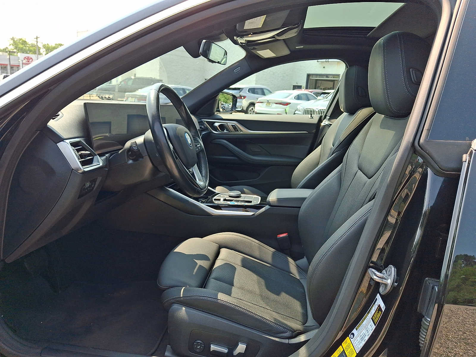 Used 2023 BMW i4 eDrive35 w/ Premium Package RWD image 13