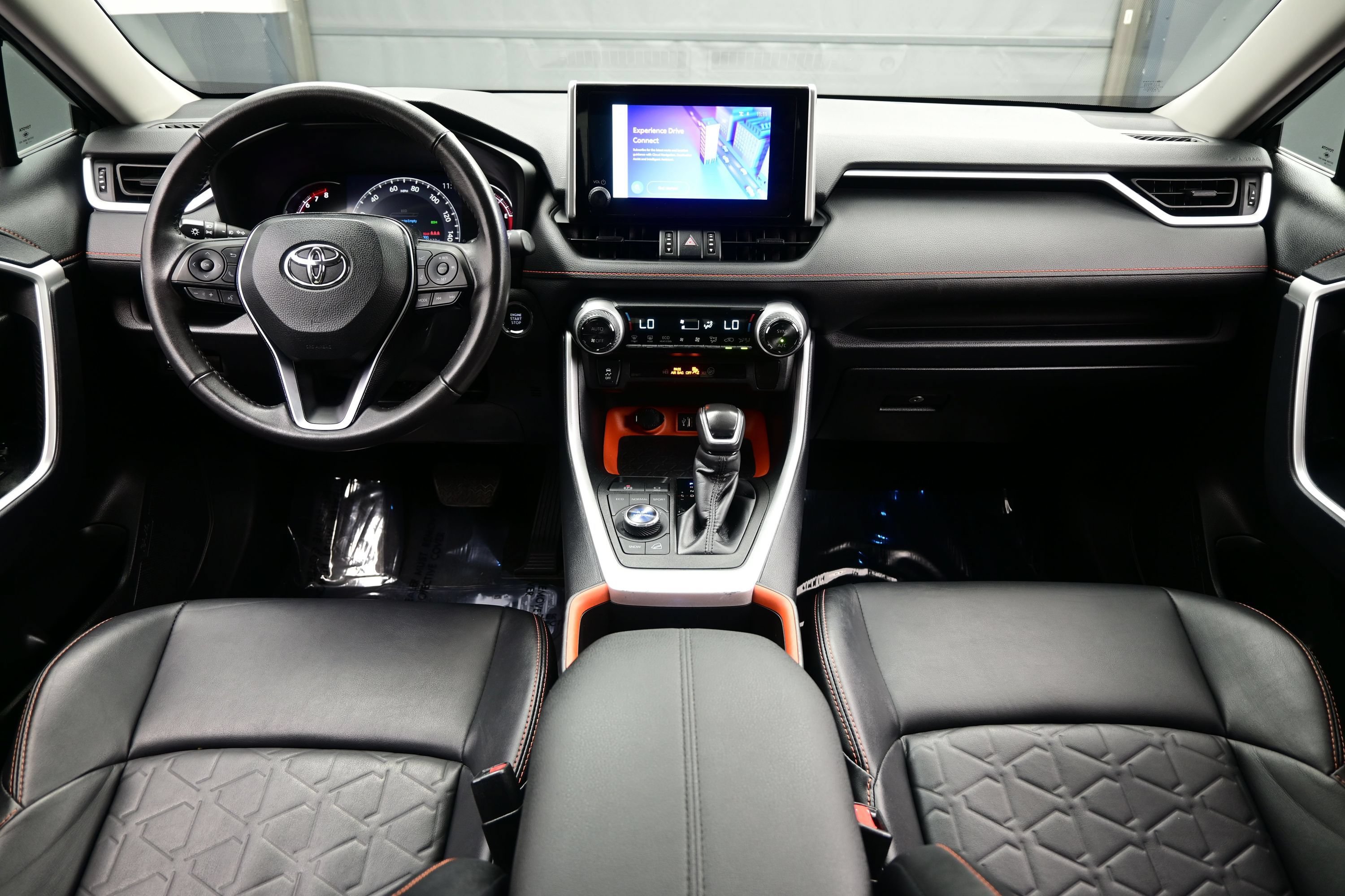 Used 2024 Toyota RAV4 Adventure AWD/4WD image 17