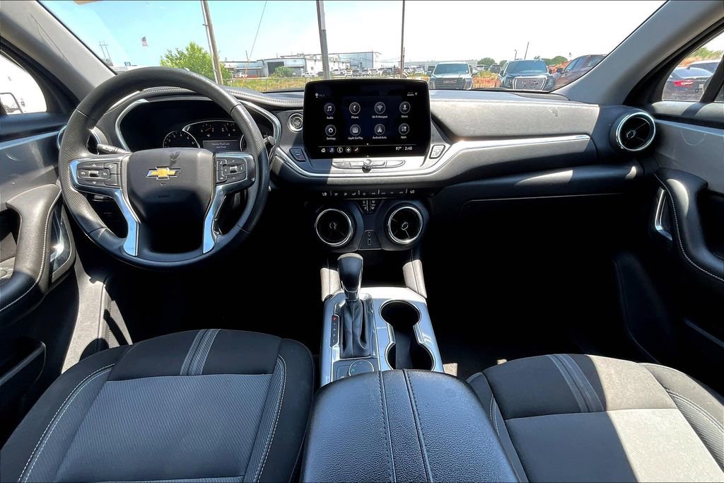 Used 2023 Chevrolet Blazer LT image 18