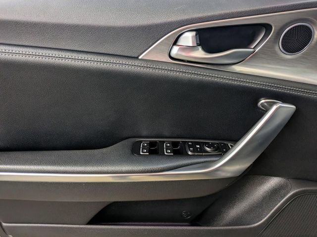 Used 2022 Kia Stinger GT1 AWD/4WD image 15