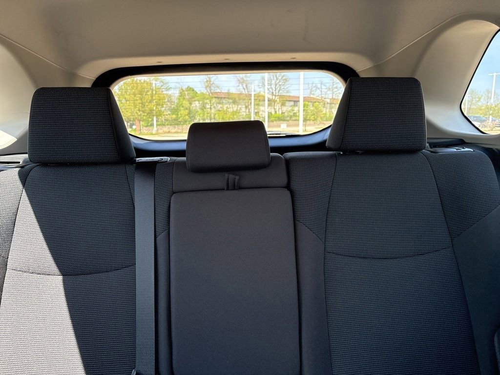 Used 2021 Toyota RAV4 LE FWD image 20