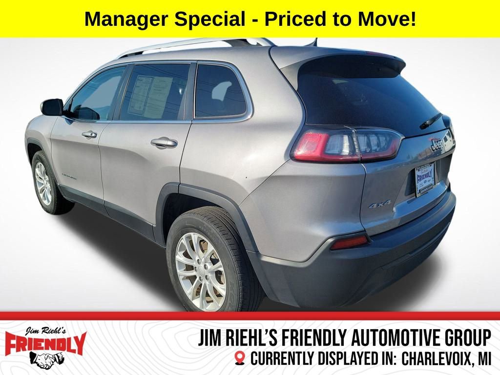 Used 2019 Jeep Cherokee Latitude w/ Popular Appearance Group image 4