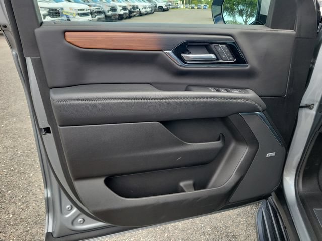 Certified 2025 GMC Yukon XL Denali AWD/4WD image 23