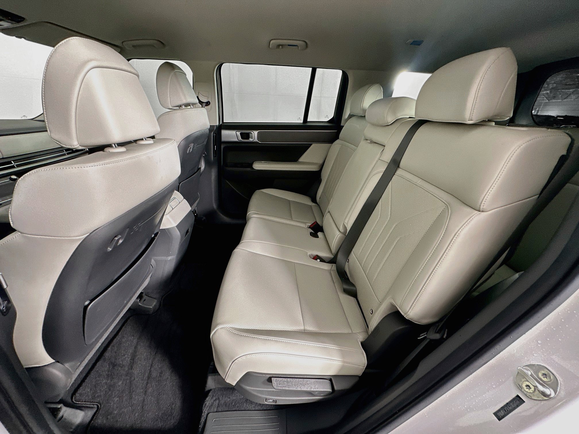Used 2024 Hyundai Santa Fe SEL AWD/4WD image 26