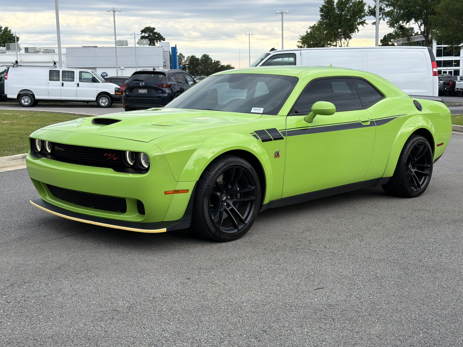 Used 2023 Dodge Challenger R/T Scat Pack RWD image 7