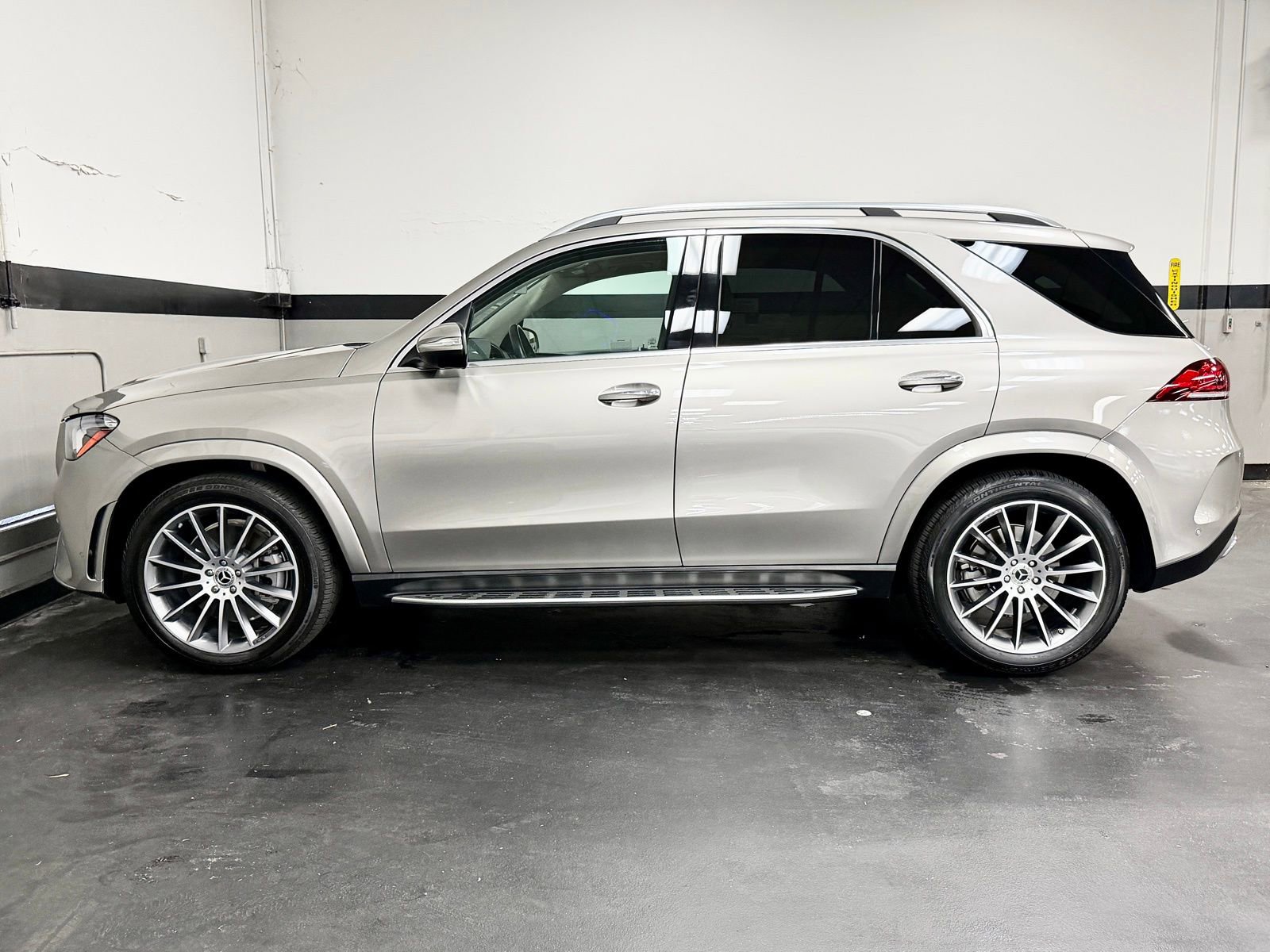 Certified 2023 Mercedes-Benz GLE 450 4MATIC image 9