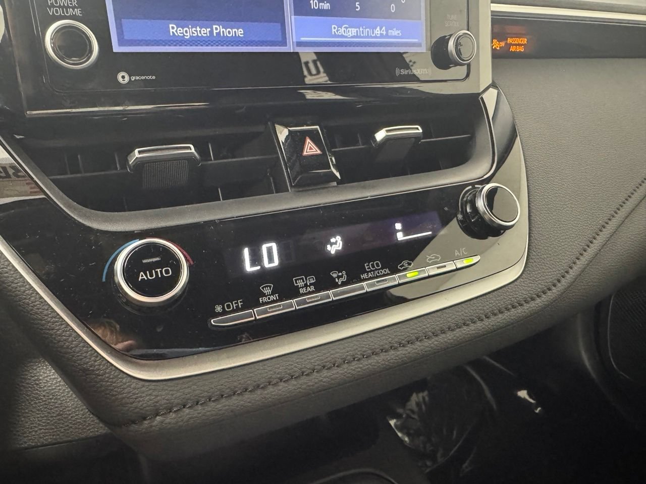Used 2022 Toyota Corolla SE FWD image 21