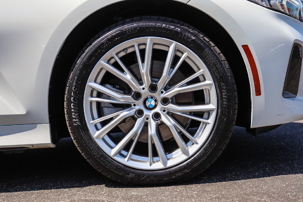 Certified 2023 BMW 330i Sedan w/ Driving Assistance Package RWD image 9