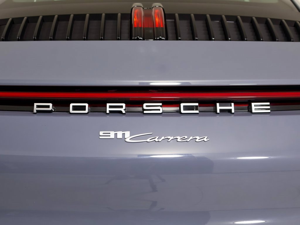 Certified 2024 Porsche 911 Carrera image 18