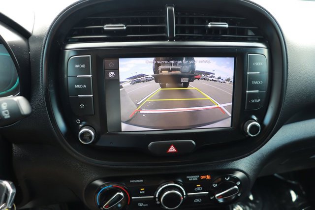 Used 2023 Kia Soul LX w/ Option Group 015 FWD image 25