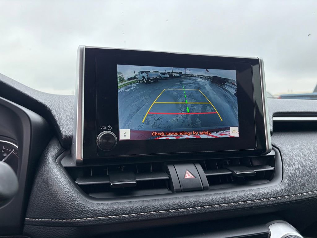 Used 2024 Toyota RAV4 LE FWD image 22