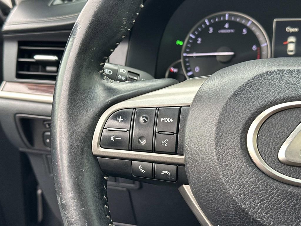 Used 2016 Lexus ES 350 350 w/ Navigation System Package image 18