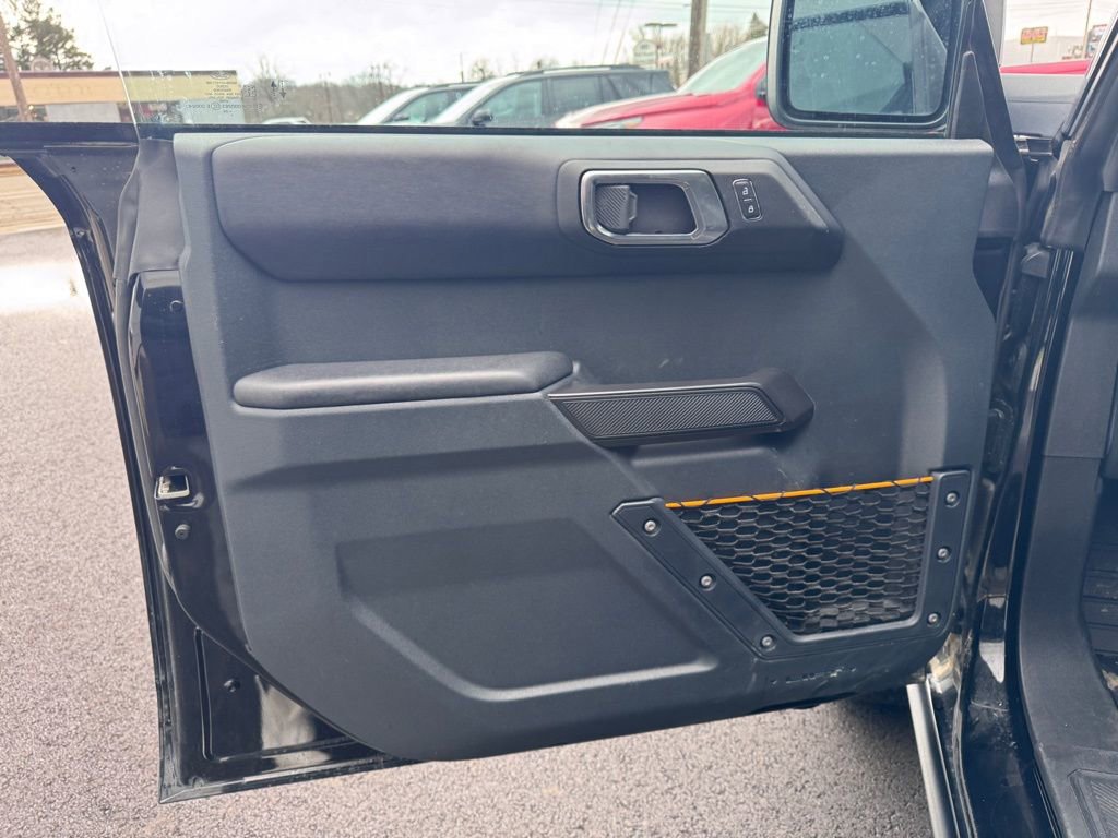 Used 2024 Ford Bronco Badlands image 11