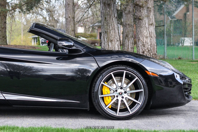 Used 2013 McLaren MP4-12C Spider RWD image 11