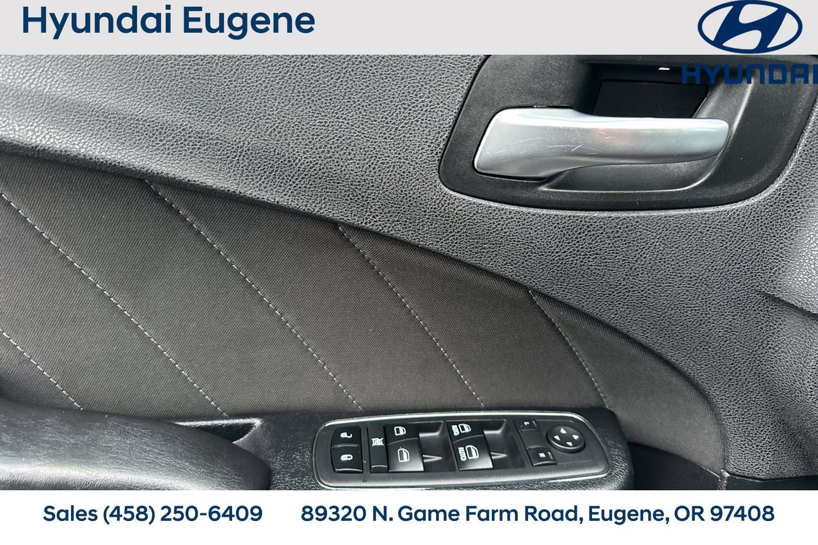 Used 2018 Dodge Charger R/T image 12