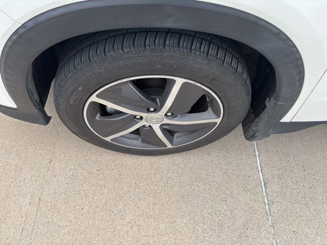 Used 2022 Honda HR-V EX-L image 5