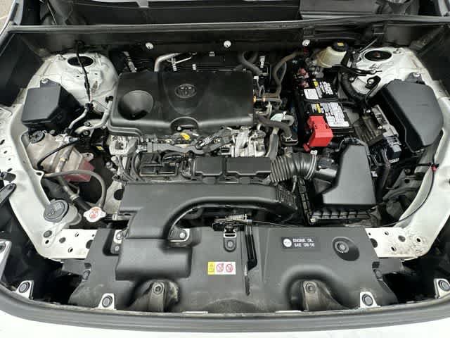 Used 2020 Toyota RAV4 XLE w/ Convenience Package image 26