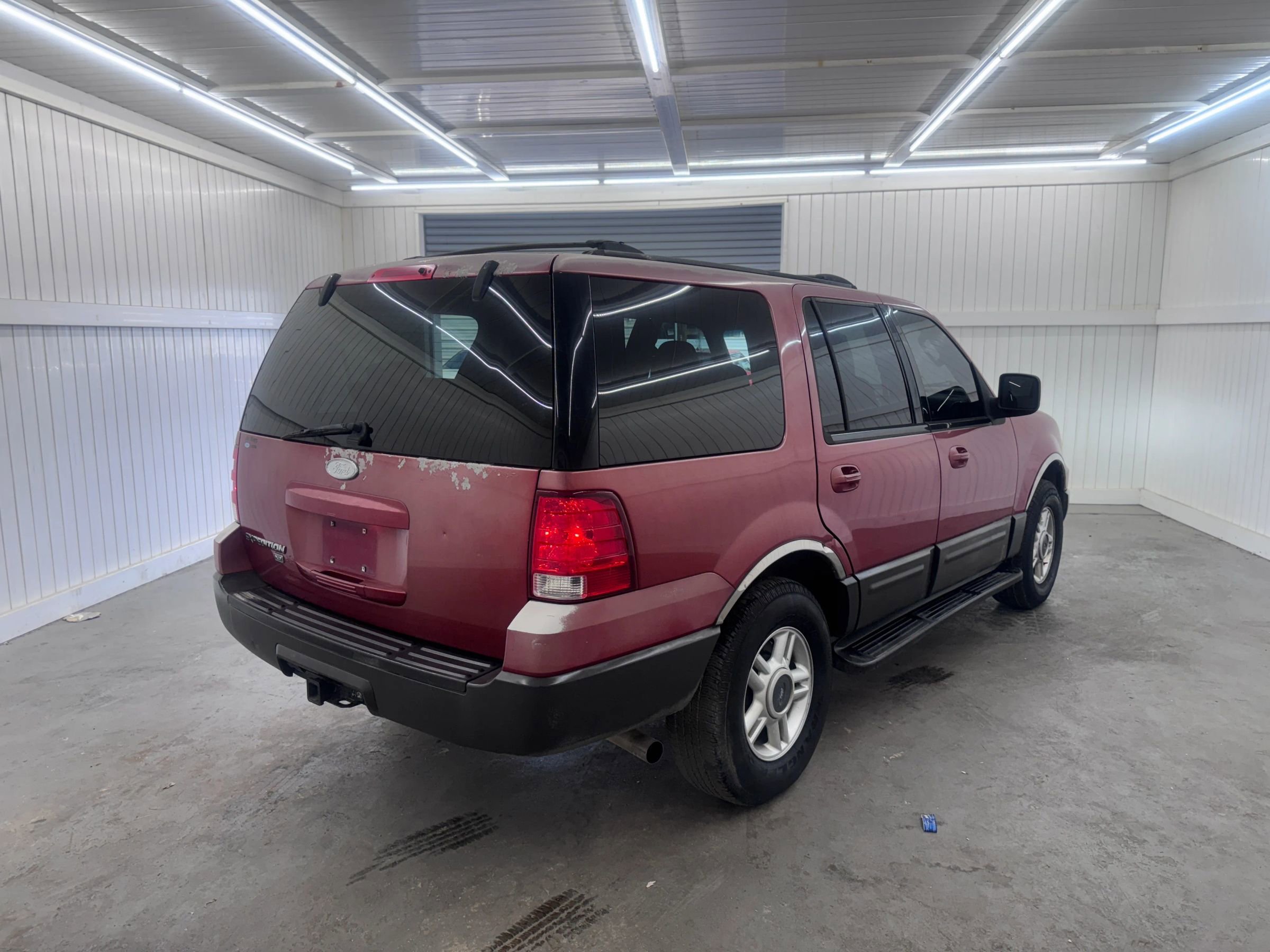 Used 2003 Ford Expedition XLT image 5