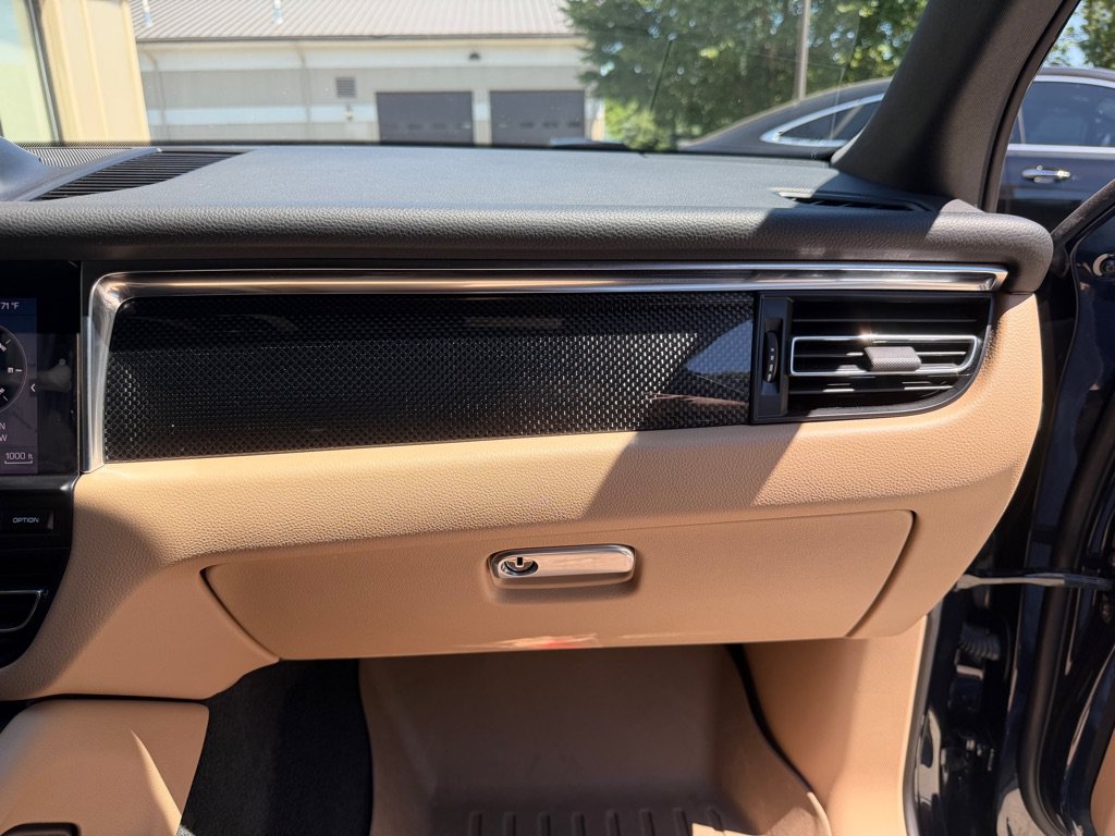 Used 2021 Porsche Macan S AWD/4WD image 76