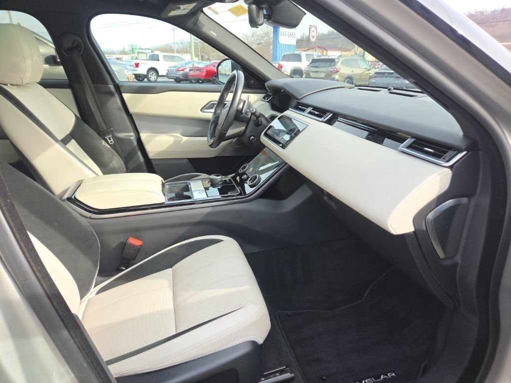 Used 2019 Land Rover Range Rover Velar R-Dynamic SE image 23