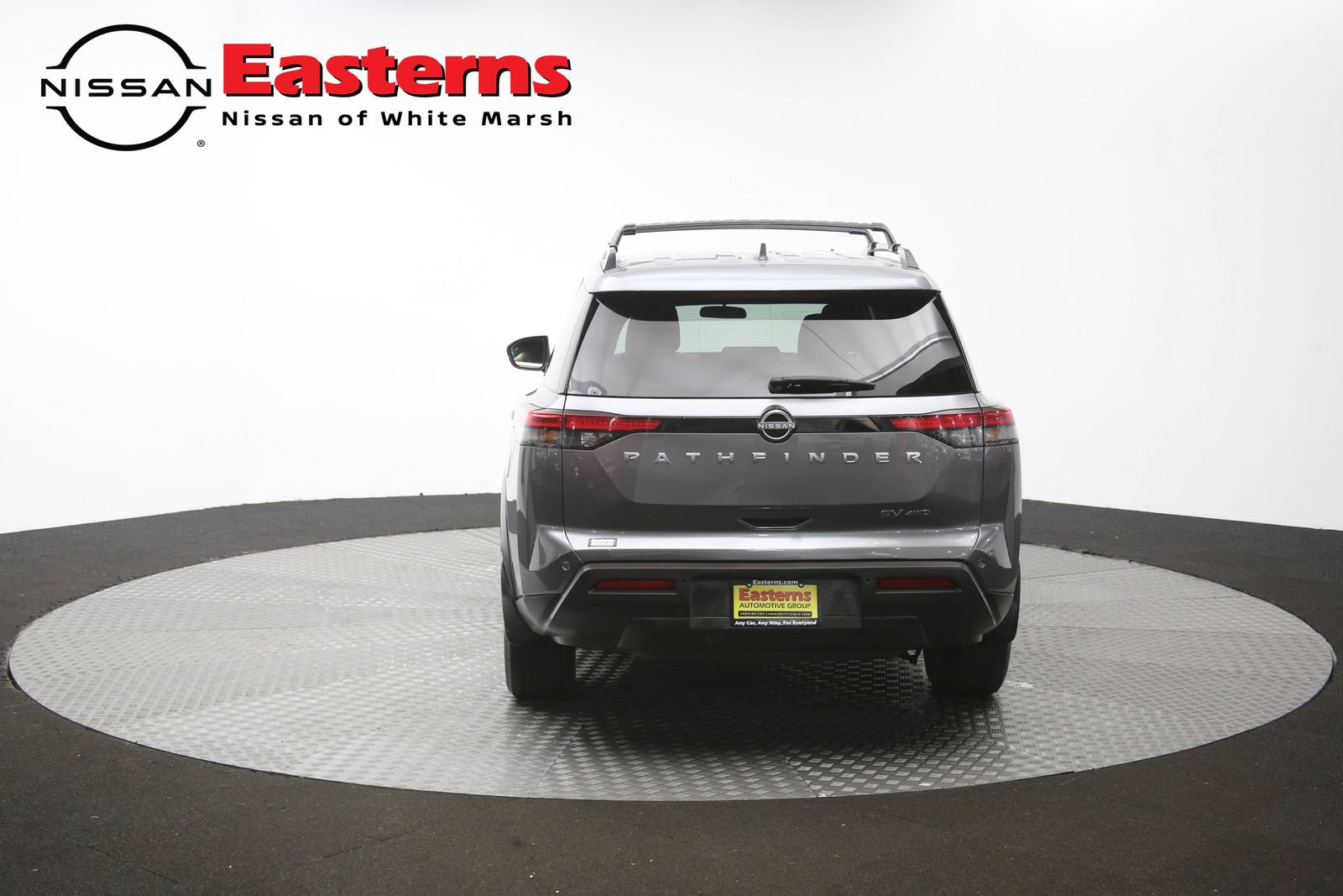 Used 2022 Nissan Pathfinder SV AWD/4WD image 33