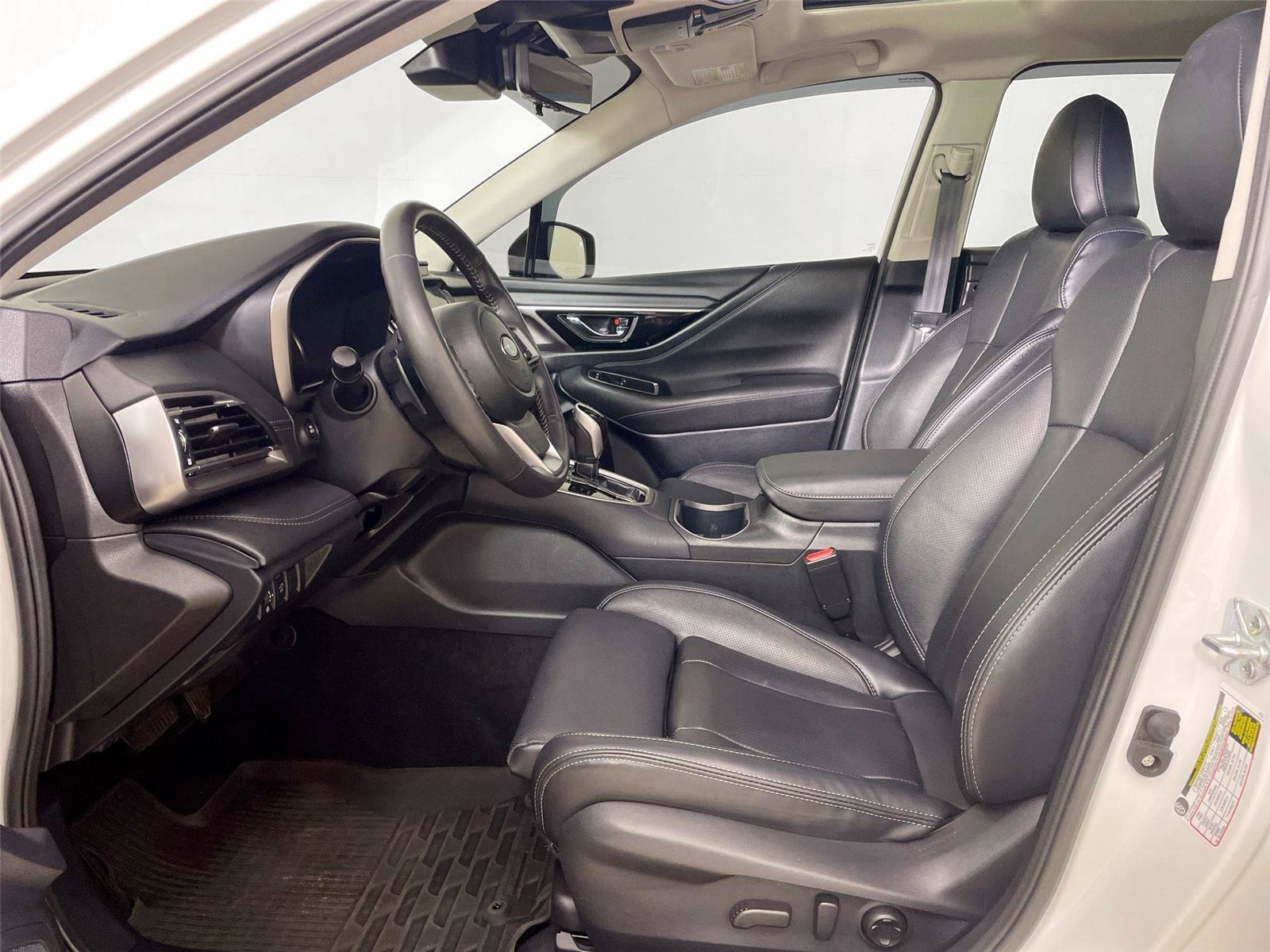 Used 2024 Subaru Outback Touring XT AWD/4WD image 5