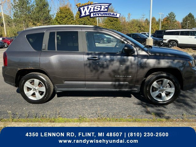 Used 2016 Jeep Compass Sport w/ Power Value Group AWD/4WD image 11