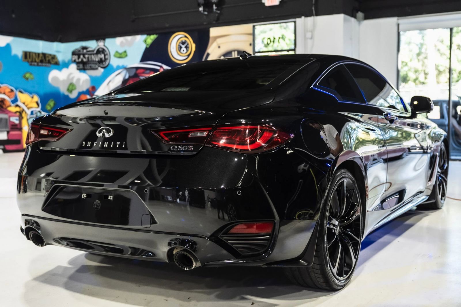 Used 2019 INFINITI Q60 Red Sport 400 w/ Proactive Package image 11