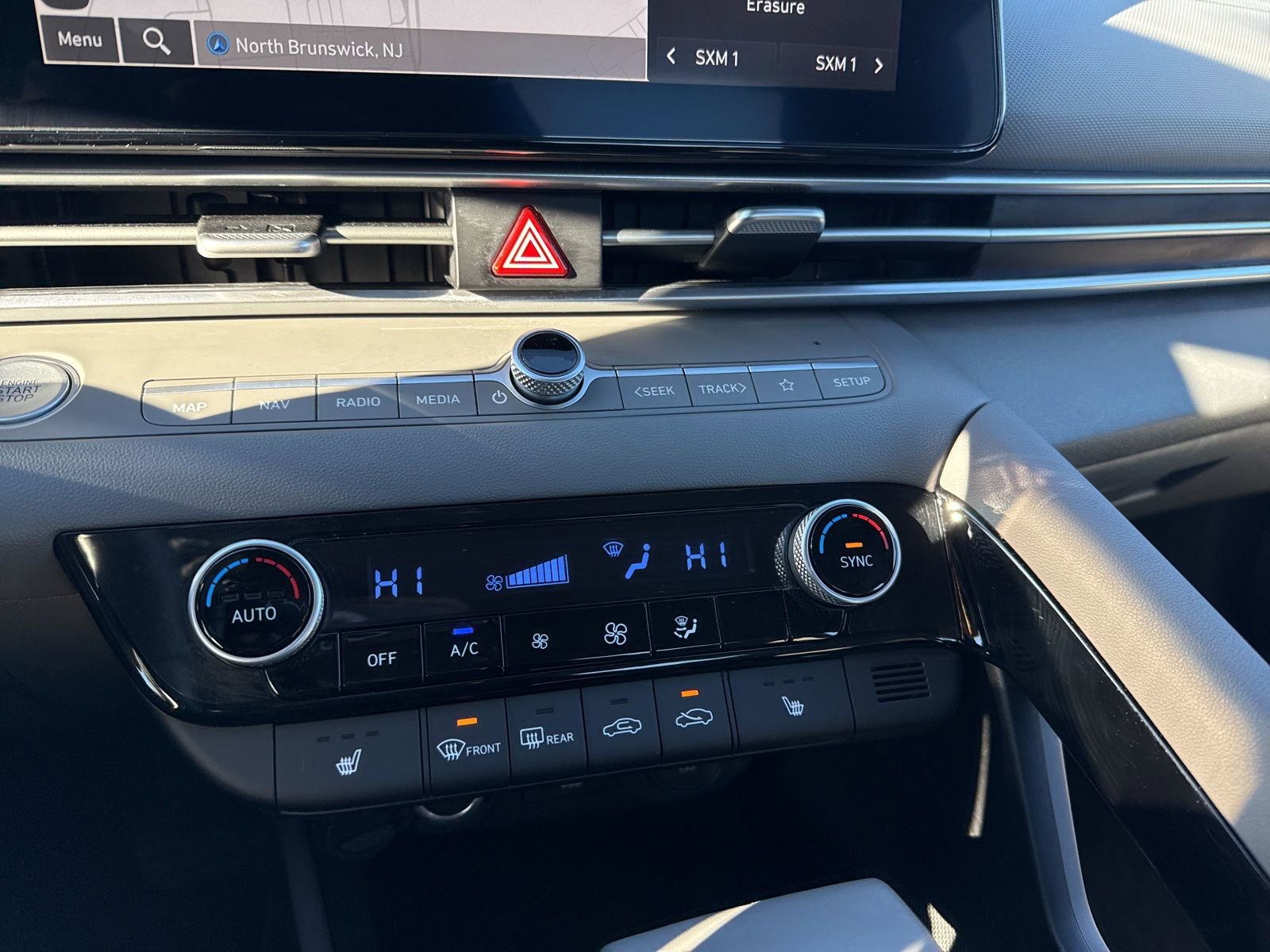 Used 2023 Hyundai Elantra SEL w/ Convenience Package image 21