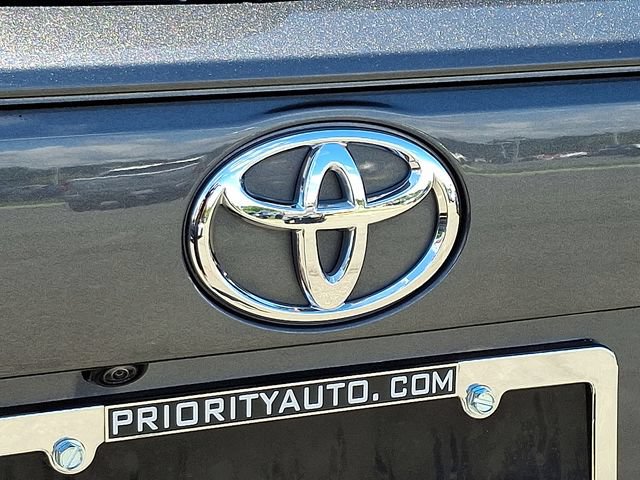 Used 2025 Toyota RAV4 XLE AWD/4WD image 29