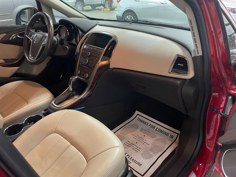 Used 2012 Buick Verano Leather FWD image 17