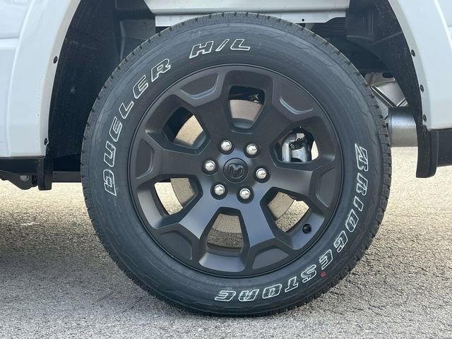 New 2026 RAM 1500 4x4 Crew Cab image 11