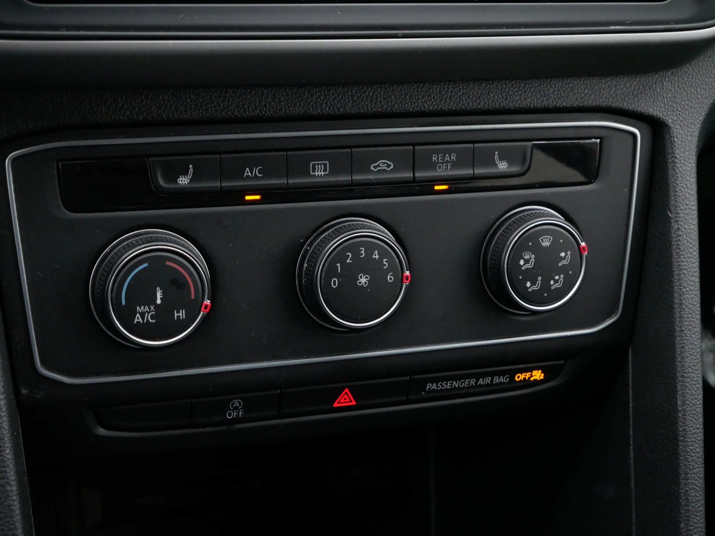 Certified 2022 Volkswagen Atlas SE image 23