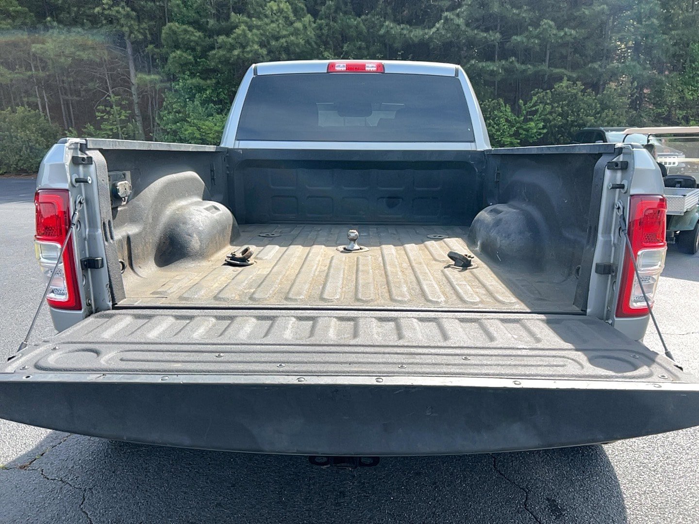 Used 2022 RAM 3500 Big Horn w/ Level A Equipment Group image 31