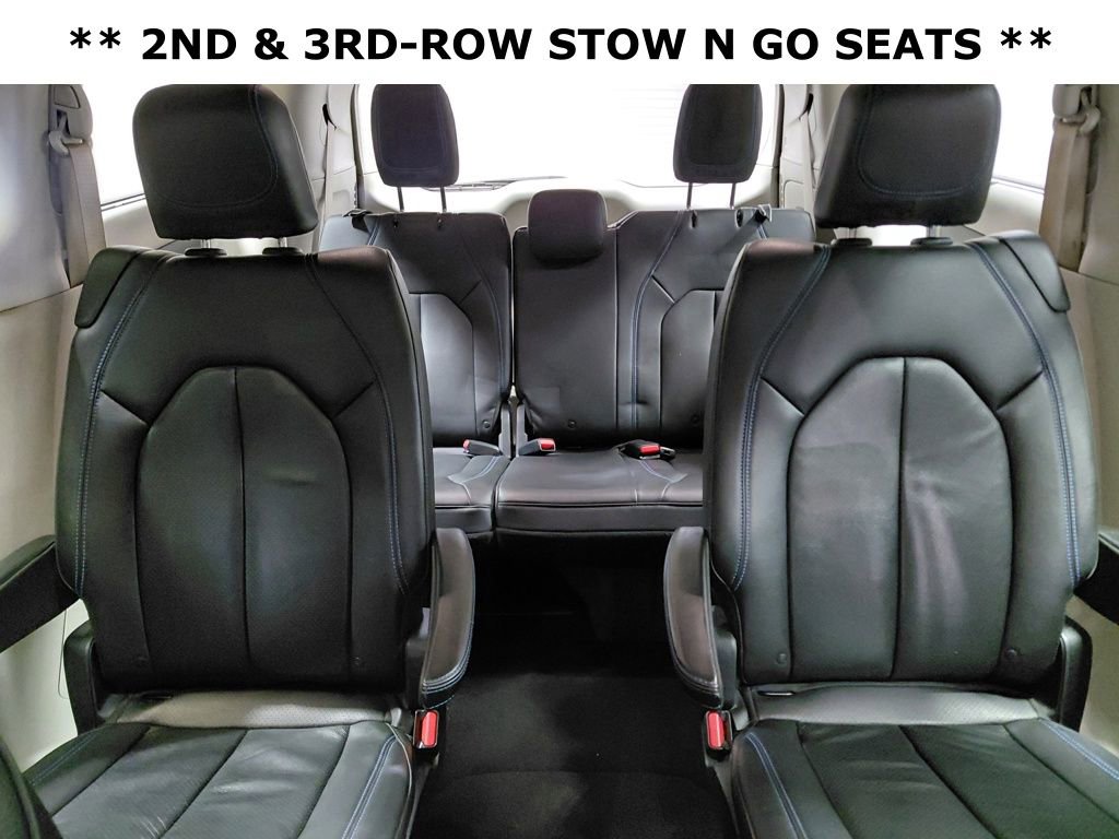 Certified 2021 Chrysler Pacifica Touring-L image 20