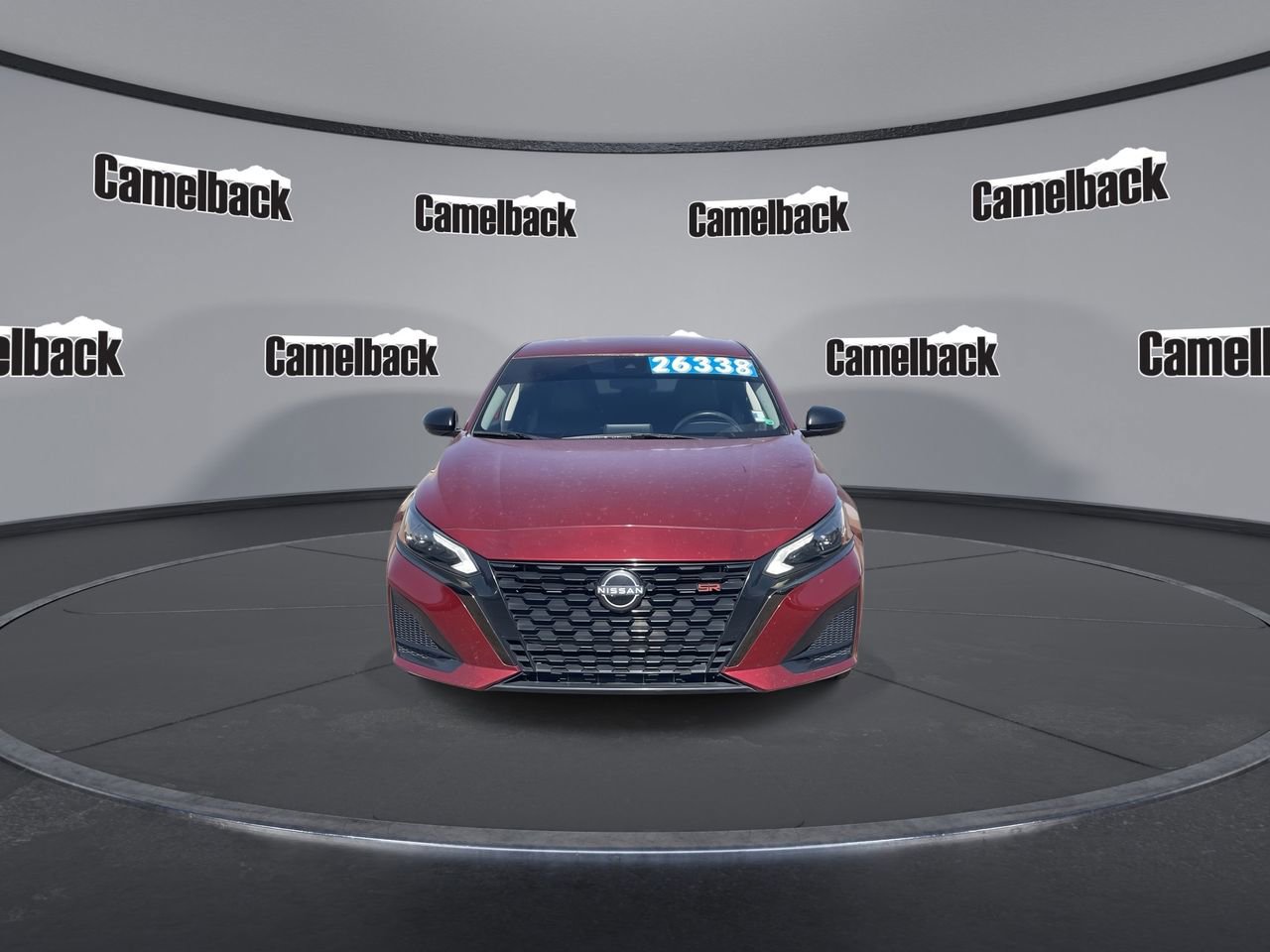 Used 2023 Nissan Altima 2.5 SR FWD image 2
