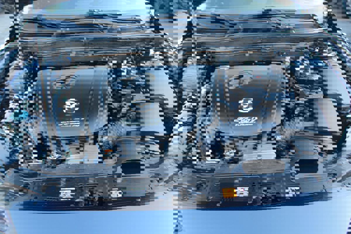 Used 2014 MAZDA MAZDA3 i Touring image 28