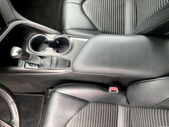 Used 2023 Toyota Camry SE FWD image 15