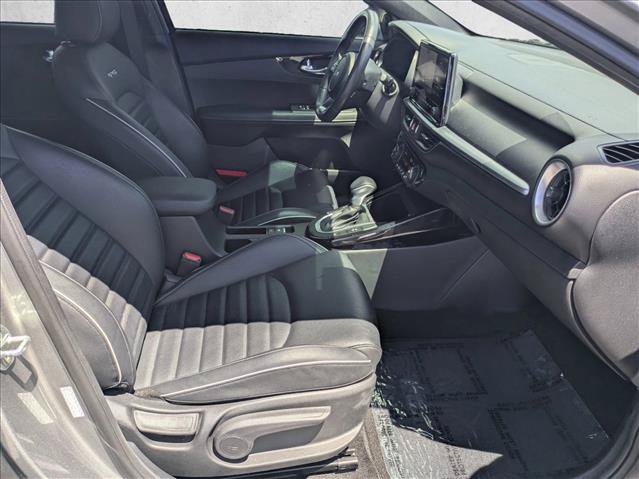 Used 2022 Kia Forte GT-Line w/ GT-Line Premium Package FWD image 21