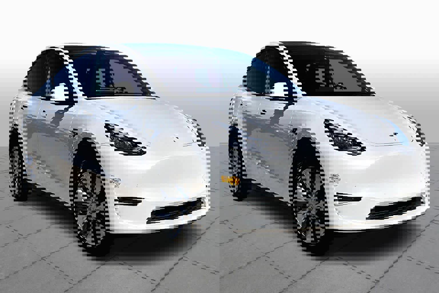 Used 2022 Tesla Model Y Long Range image 2