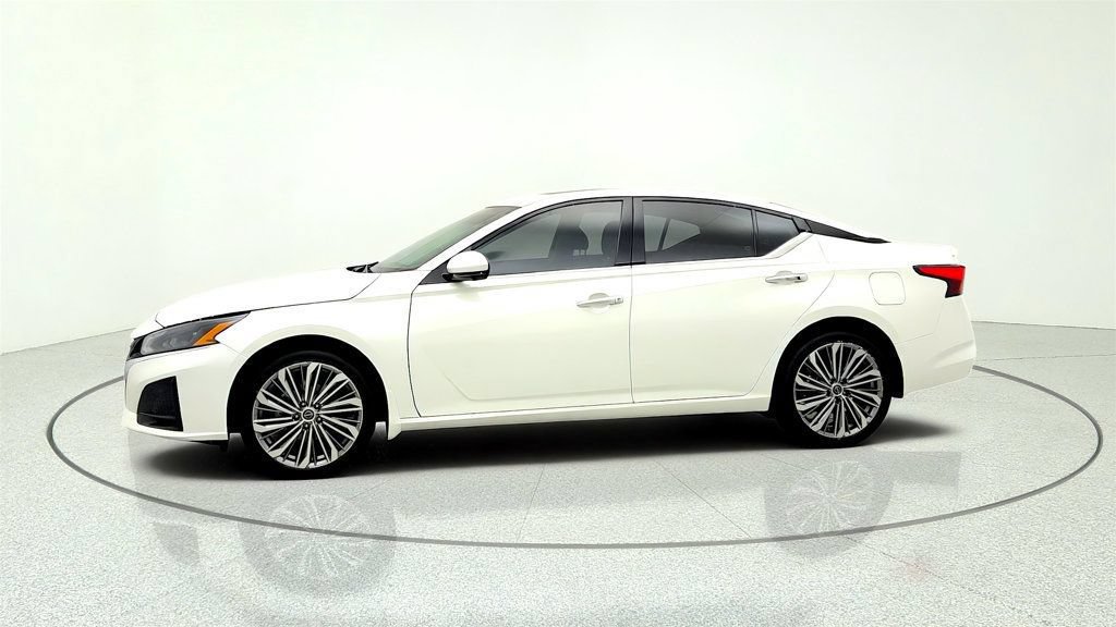 Used 2023 Nissan Altima 2.5 SL AWD/4WD image 8