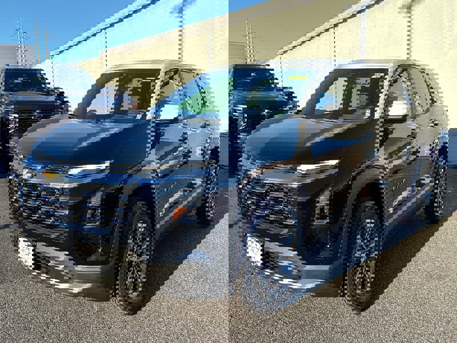 New 2026 Chevrolet Equinox LT w/ Convenience Package II image 3