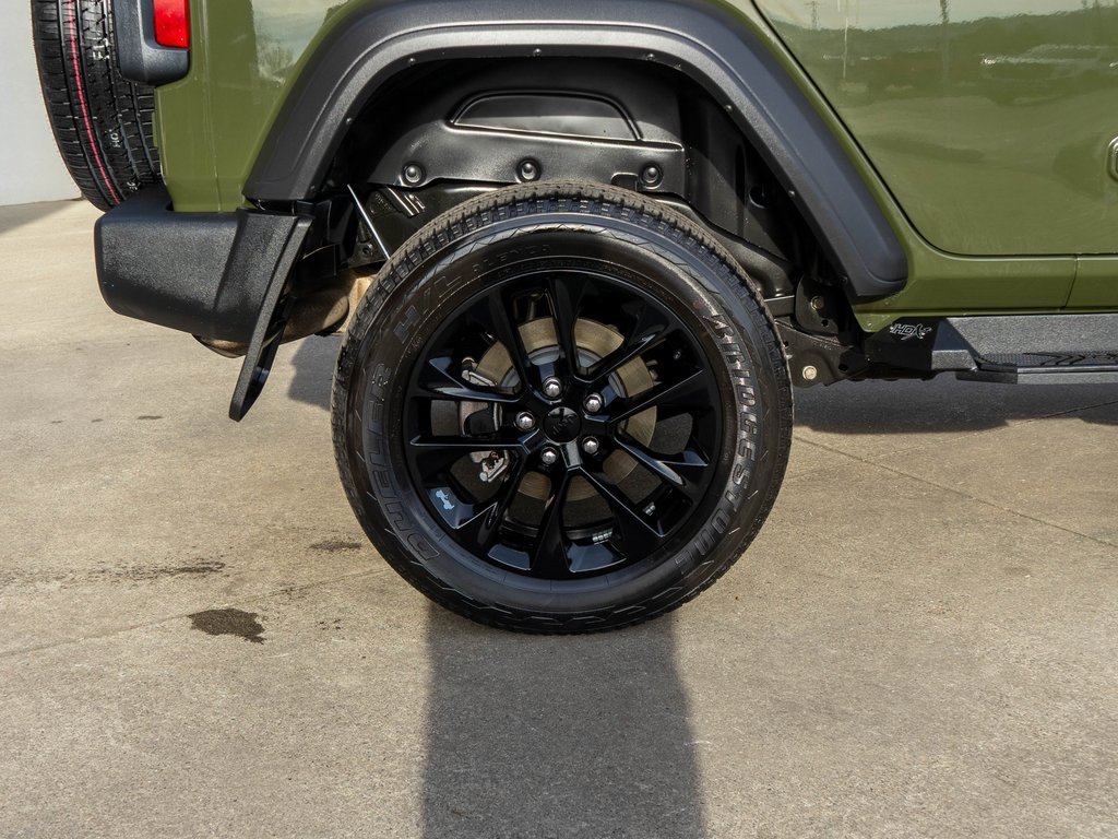 Used 2022 Jeep Wrangler Unlimited Sport image 32