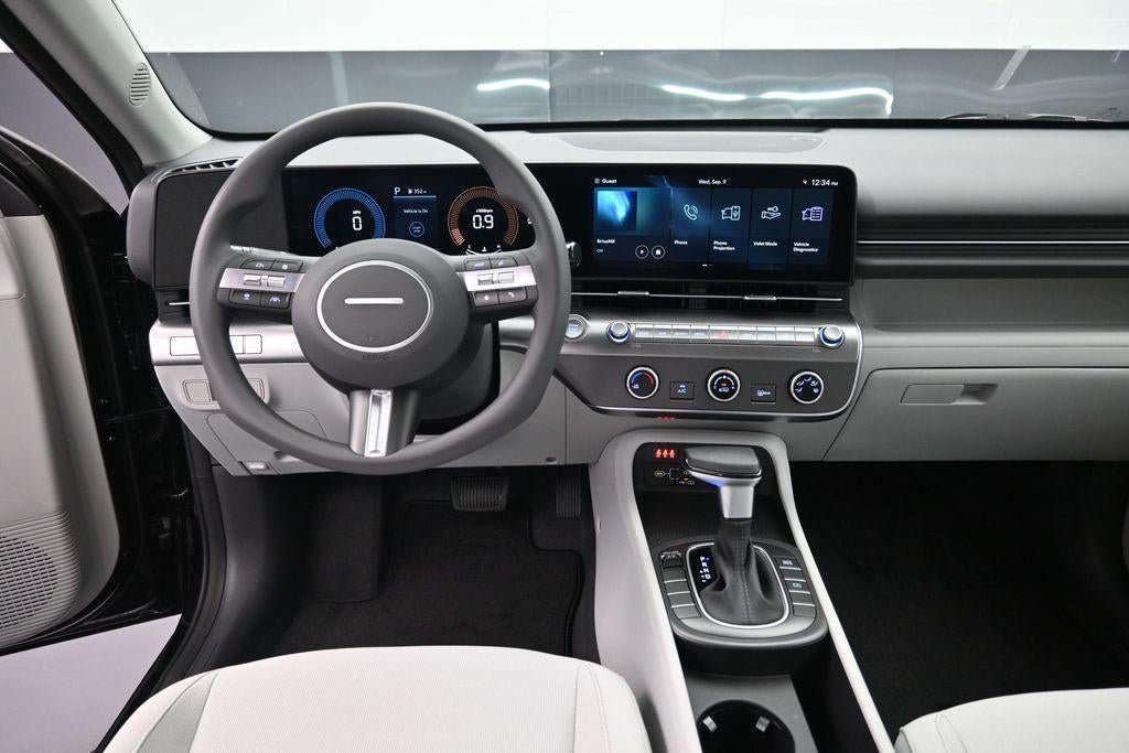 New 2027 Hyundai Kona SE FWD image 11